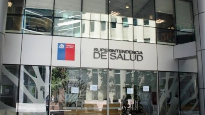 Isapres no podrán subir precios sobre 3,5%: Superintendencia fija límites para 2026