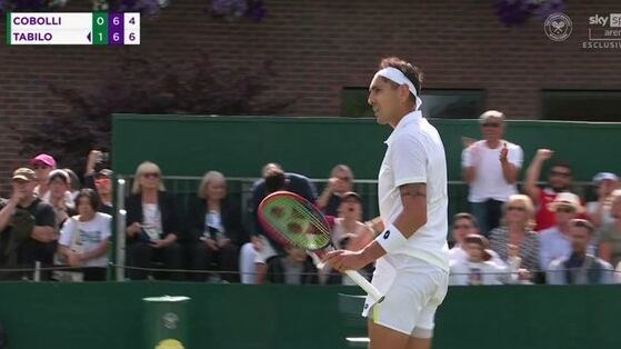 El tenista nacional jugó este jueves en la segunda ronda de Wimbledon.