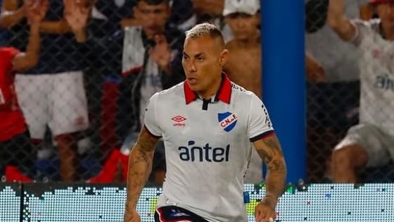 El delantero chileno llegaría este jueves al país para cerrar un acuerdo de un año y medio con Audax Italiano en vez de la U.