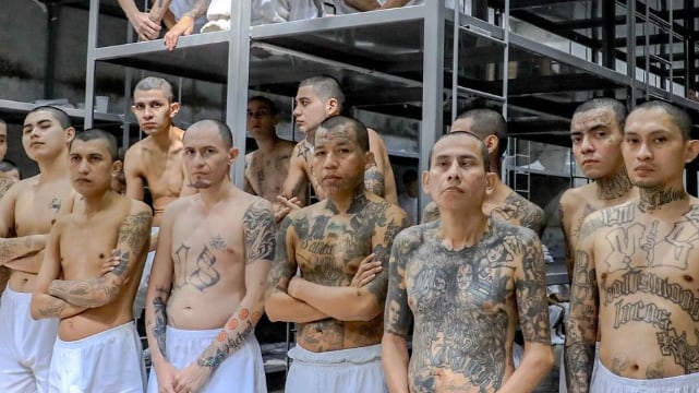 Reos de la cárcel de El Salvador