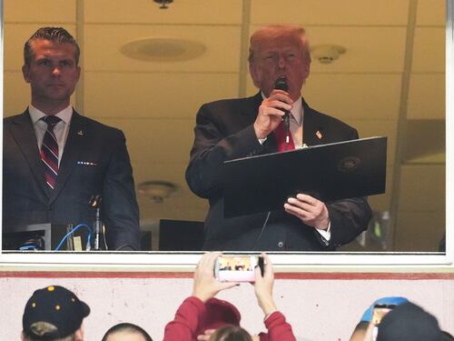 Donald Trump fue abucheado sonoramente en un partido de la NFL en Washington