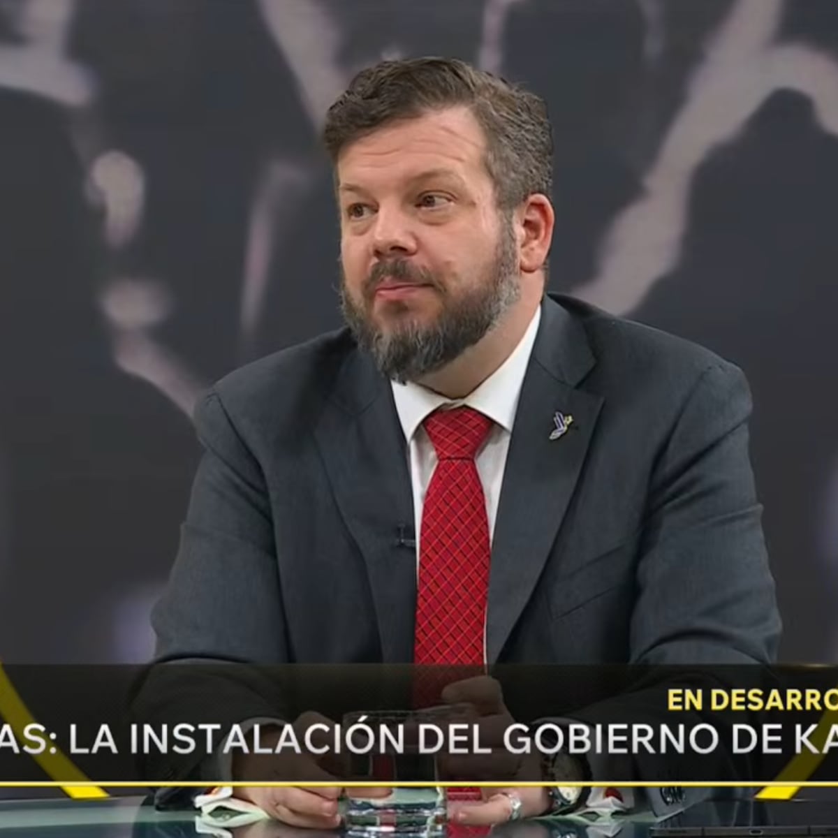 Johannes Kaiser cita clave con autoridades por ley miscelánea Johannes Kaiser cita clave con autoridades por ley miscelánea