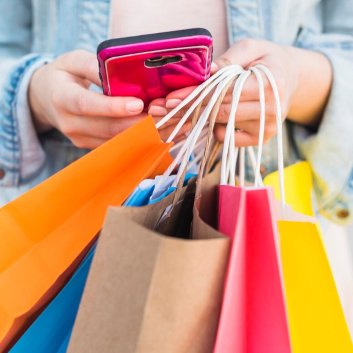 Mujeres discriminadas al comprar según estudio del Sernac Mujeres discriminadas al comprar según estudio del Sernac