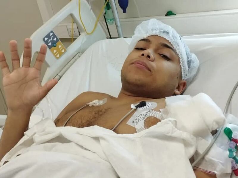 El tenismesista paralímpico chileno cumplió nueve años con una terapia de reemplazo enzimático para tratar el síndrome de Morquio.El tenismesista paralímpico chileno cumplió nueve años con una terapia de reemplazo enzimático para tratar el síndrome de Morquio.