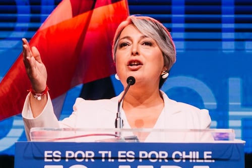 Jeannette Jara se mantiene con fe y va por Parisi: “El partido de fútbol se termina en el minuto 90...”