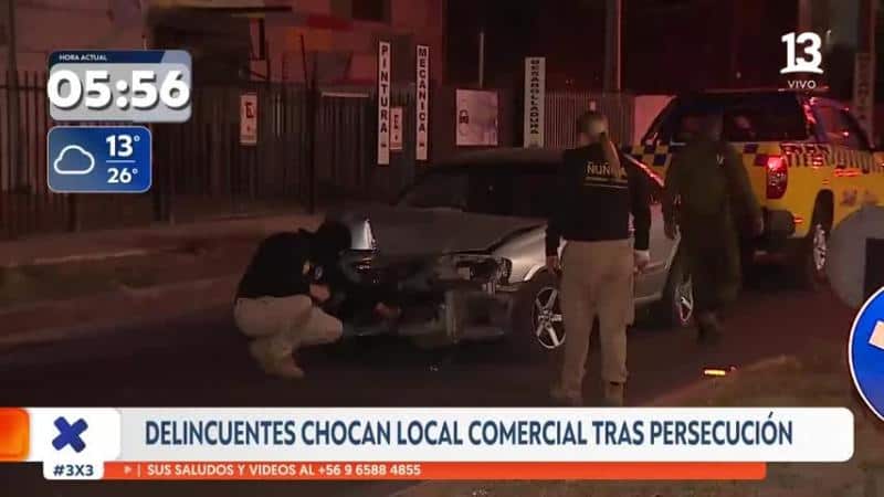 Vecinos lanzaron “miguelitos” e intentaron atropellar a Carabineros para impedir detención de adolescentes en Ñuñoa