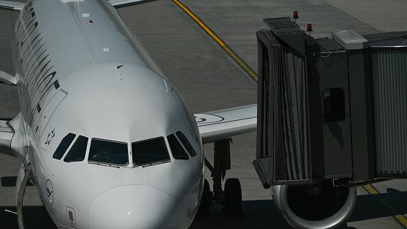 El mal olor alertó a todos los tripulantes de cabina, lo que hizo que el capitán piloto del avión tomara la decisión de regresar al aeropuerto de Estambul