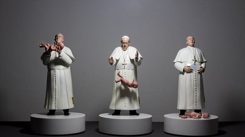 "Chao tradición", obra sobre el Papa Francisco del artista chileno Pablo Maire