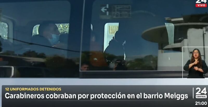 Este viernes serán formalizados los 12 carabineros detenidos por diversos delitos vinculados a cohecho, apremios ilegítimos, hurto, tráfico y detención ilegal.