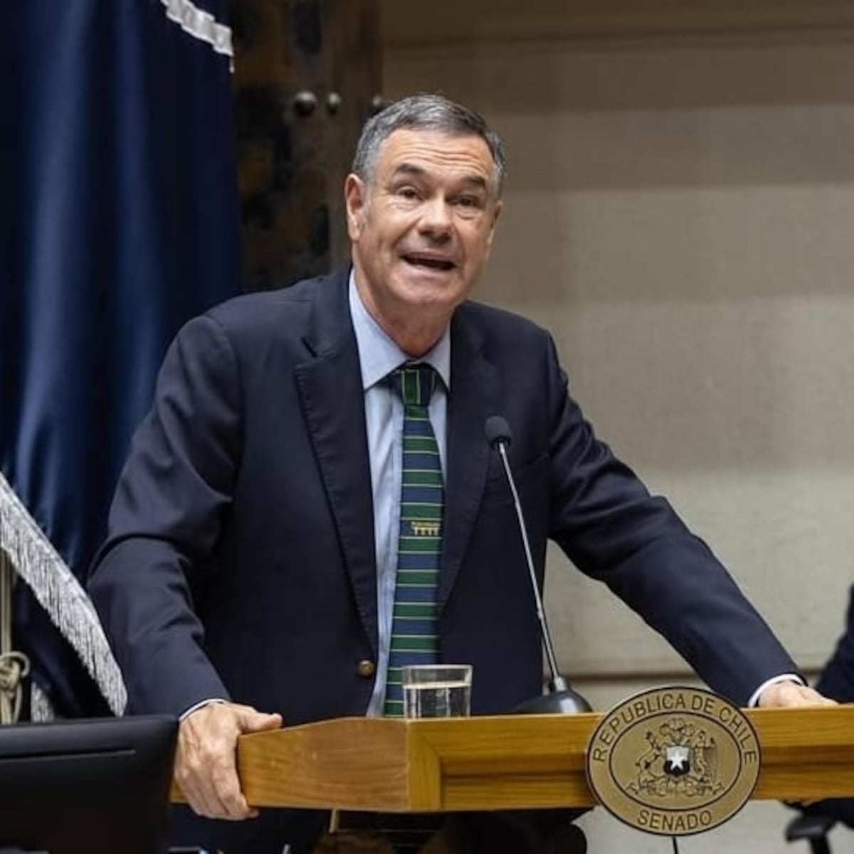 Los 181 funcionarios del Congreso con sueldos superiores al presidente y parlamentarios Los 181 funcionarios del Congreso con sueldos superiores al presidente y parlamentarios