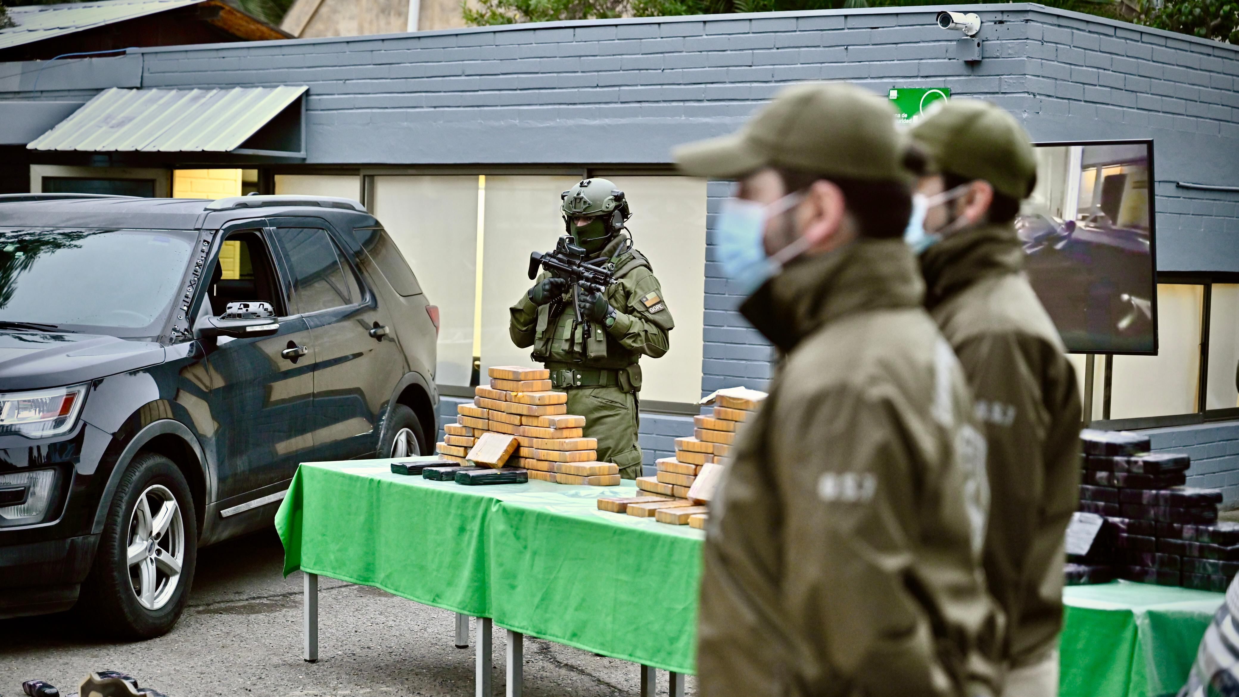 Carabineros detiene a banda criminal en Iquique