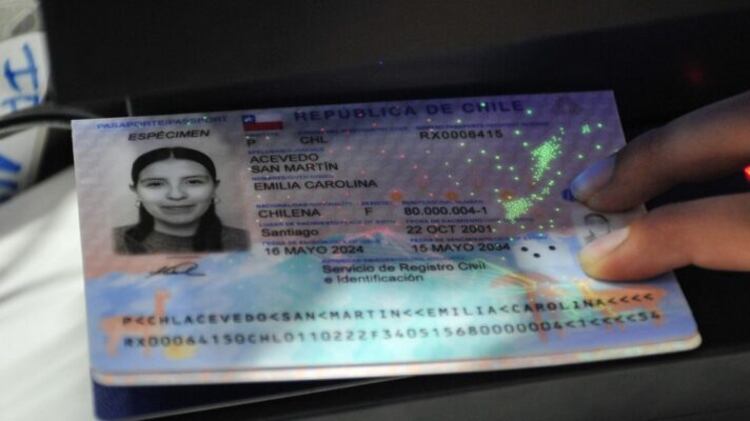 Nuevo diseño del carnet de identidad nacional