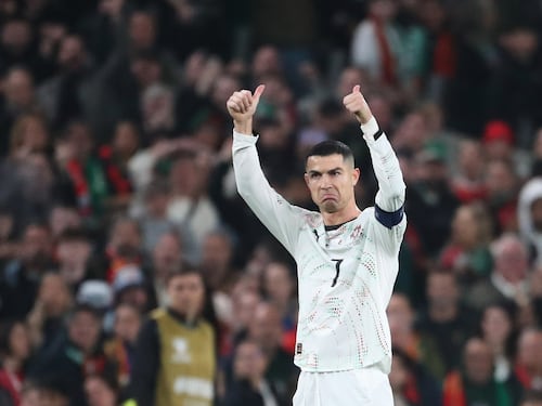 Escándalo: FIFA decide no suspender a Cristiano Ronaldo para el Mundial días después de su foto con Trump