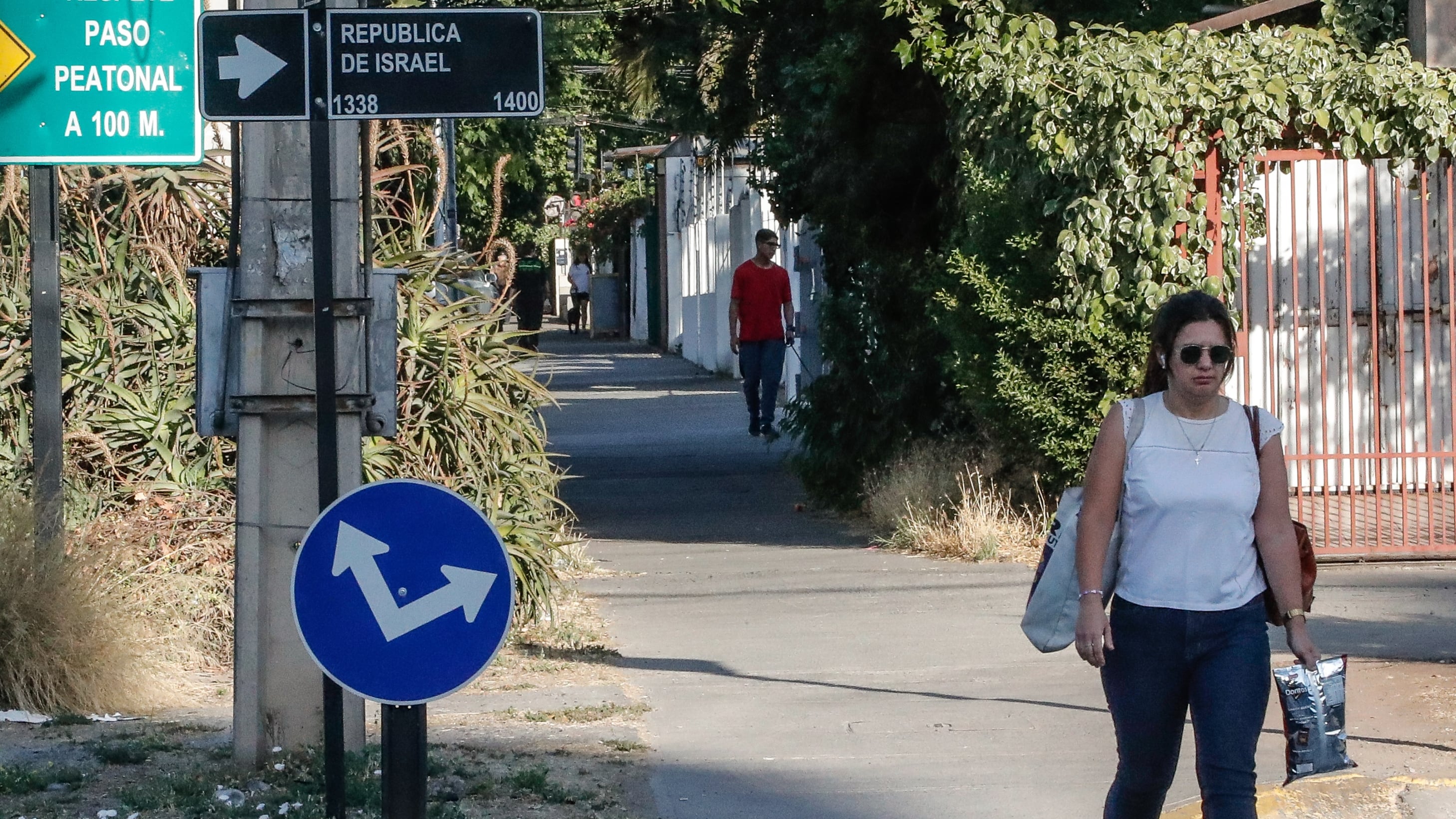 El electo alcalde de Ñuñoa, Sebastián Sichel, aseguró que una vez que asuma la alcaldía le propondrá al nuevo Concejo Municipal revertir la decisión de cambiarle el nombre a la calle República de Israel.
