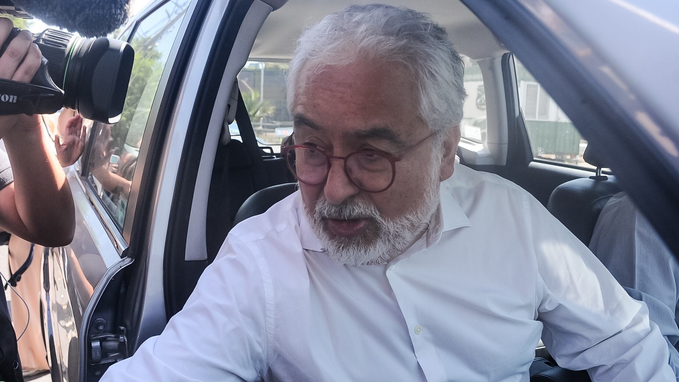 El abogado sufrió un alza de presión que obligó a derivarlo hasta un hospital del centro penitenciario Santiago 1.