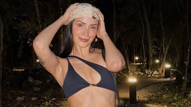 Cony Capelli presume vacaciones en Cancún.