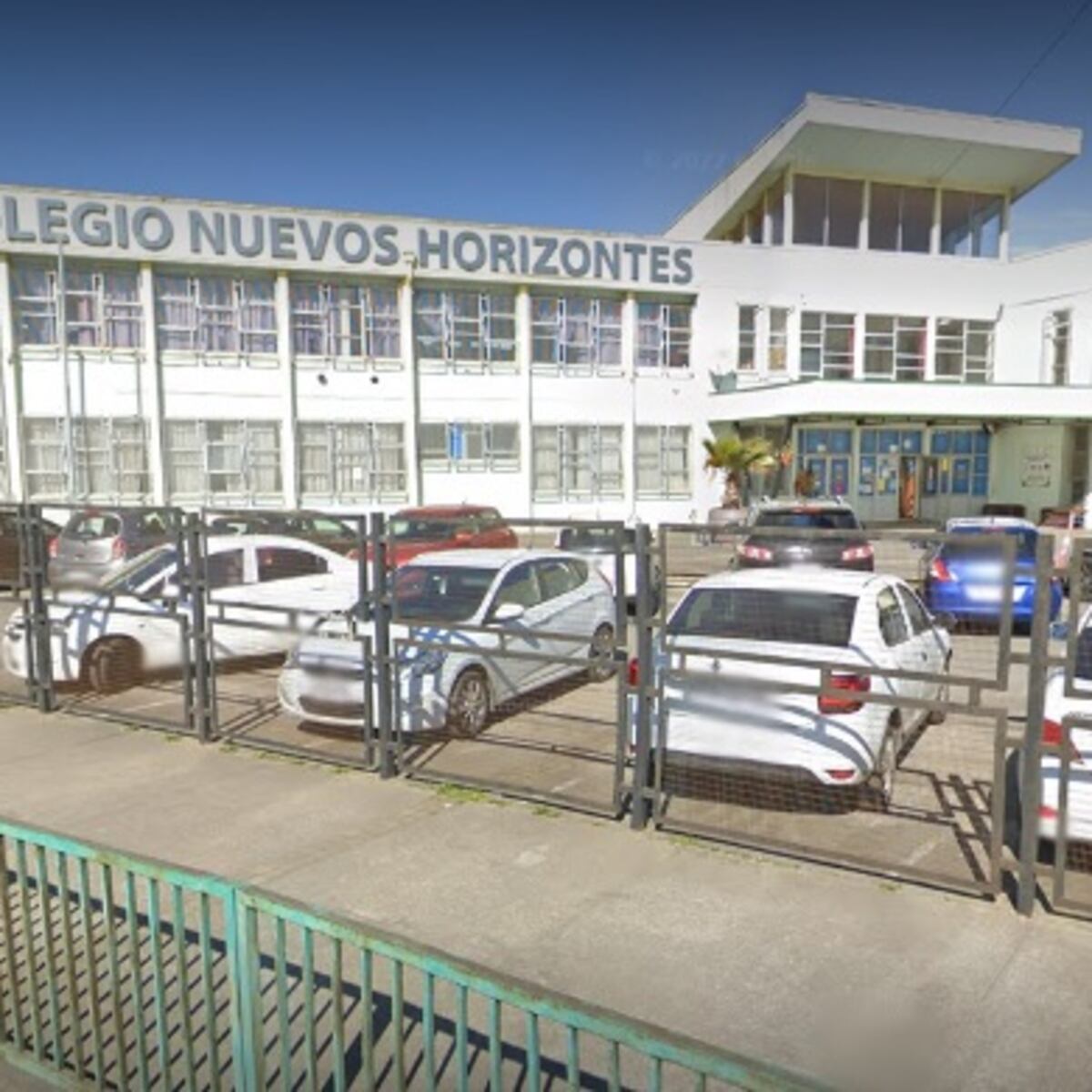 Ataque en colegio de San Pedro de la Paz deja tres estudiantes heridos Ataque en colegio de San Pedro de la Paz deja tres estudiantes heridos