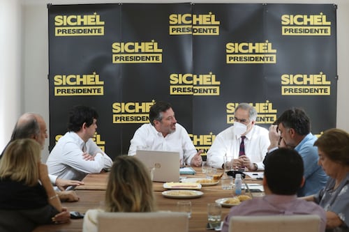 Sichel se reúne con su comité político tras jornadas de tensión y cuestionamientos