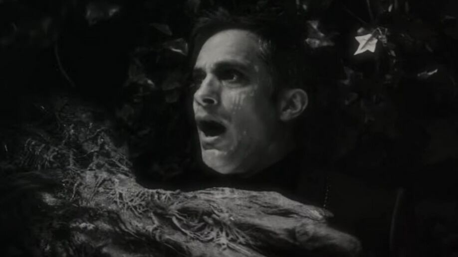 Gael García en Werewolf by Night