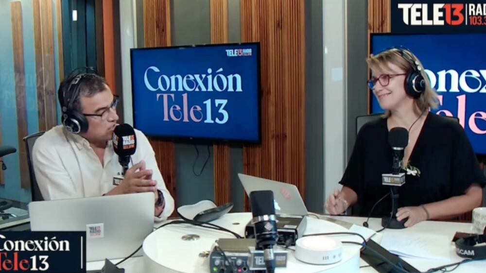 Ramón Ulloa y Carolina Urrejola | Captura: T13 Radio