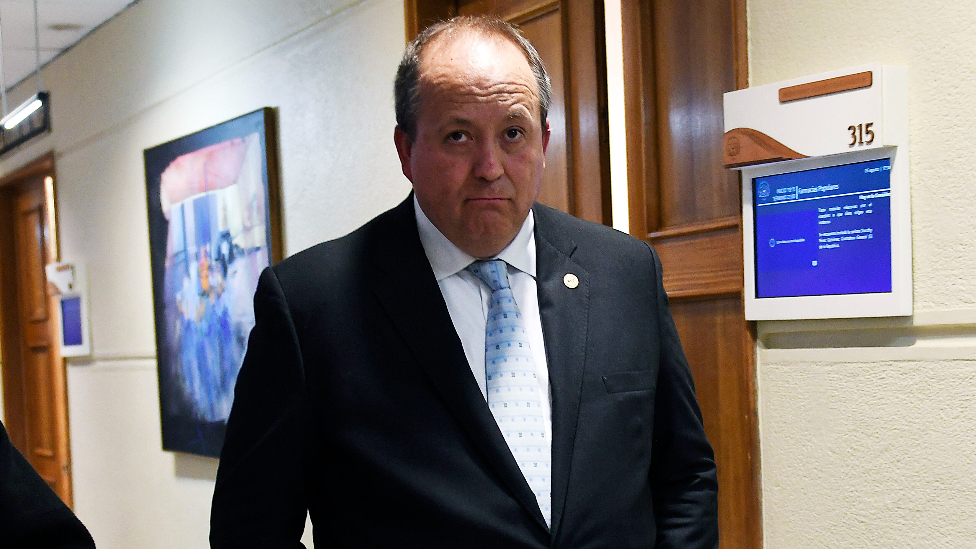 El fiscal nacional, Ángel Valencia, reconoció reunión con Hermosilla y Chadwick. / AGENCIAUNO