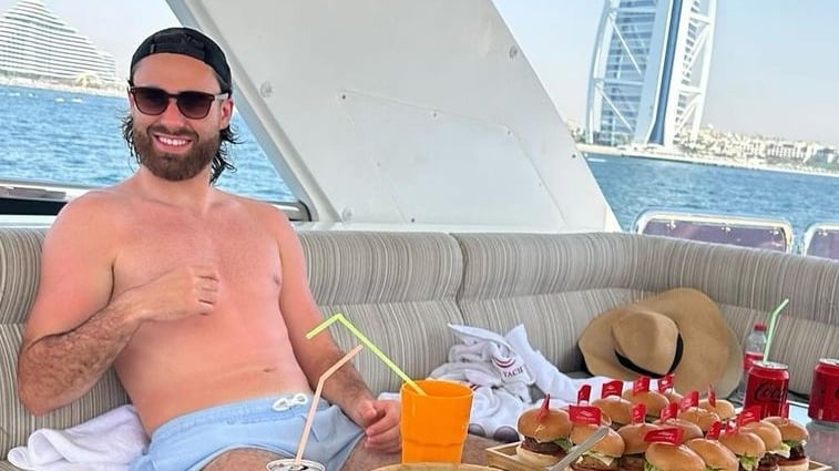 El delantero chileno-británico no será considerado por su club, Villarreal, para la próxima temporada.