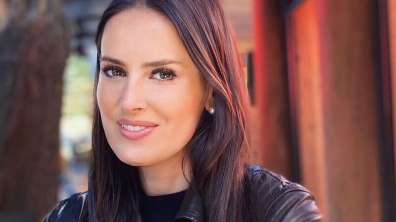 “Me siento como la mona”: Adriana Barrientos preocupó a sus seguidores tras terminar en urgencias