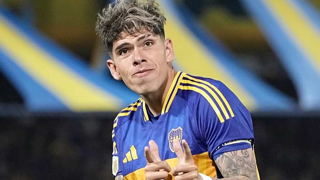 El chileno fue duramente criticado por la prensa deportiva argentina luego de su actuación en la derrota de Boca Juniors ante River Plate (2-1).