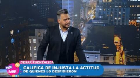 César Fuenzalida, destacado periodista, es el nuevo invitado del programa de espectáculos “Todo Se Sabe en La Hora”, en una entretenida conversación donde contó la verdad sobre su desvinculación de Chilevisión.
El periodista reveló detalles de su abrupta salida del programa "Contigo en directo", afirmando no haberse sentido valorado por los ejecutivos.
"No valorado para nada, subvalorado, injusticia a todas luces sobre todo en el contexto en el que estábamos conversando, pero aparte de esta situación personal, me llama la atención que exista cierta forma de realizar las cosas en estas jefaturas, además me llama la atención como un canal tan exitoso, que tiene grandes profesionales en su interior, que tiene mucha gente creativa, todavía tenga en algunos puestos a personas que no están dando el ancho de lo que requiere ese canal”, indicó.
Fuenzalida también admitió el escenario ideal para continuar en el programa, “lo ideal sería eso…creemos en ti, negociemos y le damos más lucas, como eso se ve que no existe para mi lo más optimo sería negociar en temas de tiempo, porque hoy en día en Chile cuesta mucho que las empresas entiendan que las personas tienen que tener un tiempo para a ver un trabajo, hay personas que lo hacen en menos tiempo, pero realizan el mismo objetivo, entonces las remuneraciones se tienen que conversar en particular con esa persona”, en el caso de César “lo ideal sería que me subieran el sueldo o negociar las lucas y que me dijeran? ‘sabes que te podemos descontar esas horas para nosotros también sirves, porque haces bien los móviles “creía yo”, nos sumas en sintonía “creía yo”, valorizamos tu trabajo en reportajes “creía yo”’, entonces pensé que todo eso me jugaba a favor, cuando llego a esta situación me doy cuenta que peso menos que un paquete de cabritas”.
El periodista también admitió que existe hermetismo por parte de los ejecutivos “siempre hay, eso siempre hay, las conversaciones de los ejecutivos muy pocas veces bajan a los equipos, entonces el secretismo existe”.