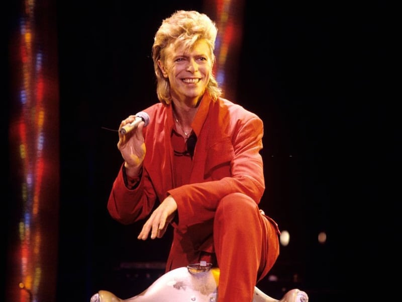 El primer video musical grabado en el espacio, un homenaje a David Bowie