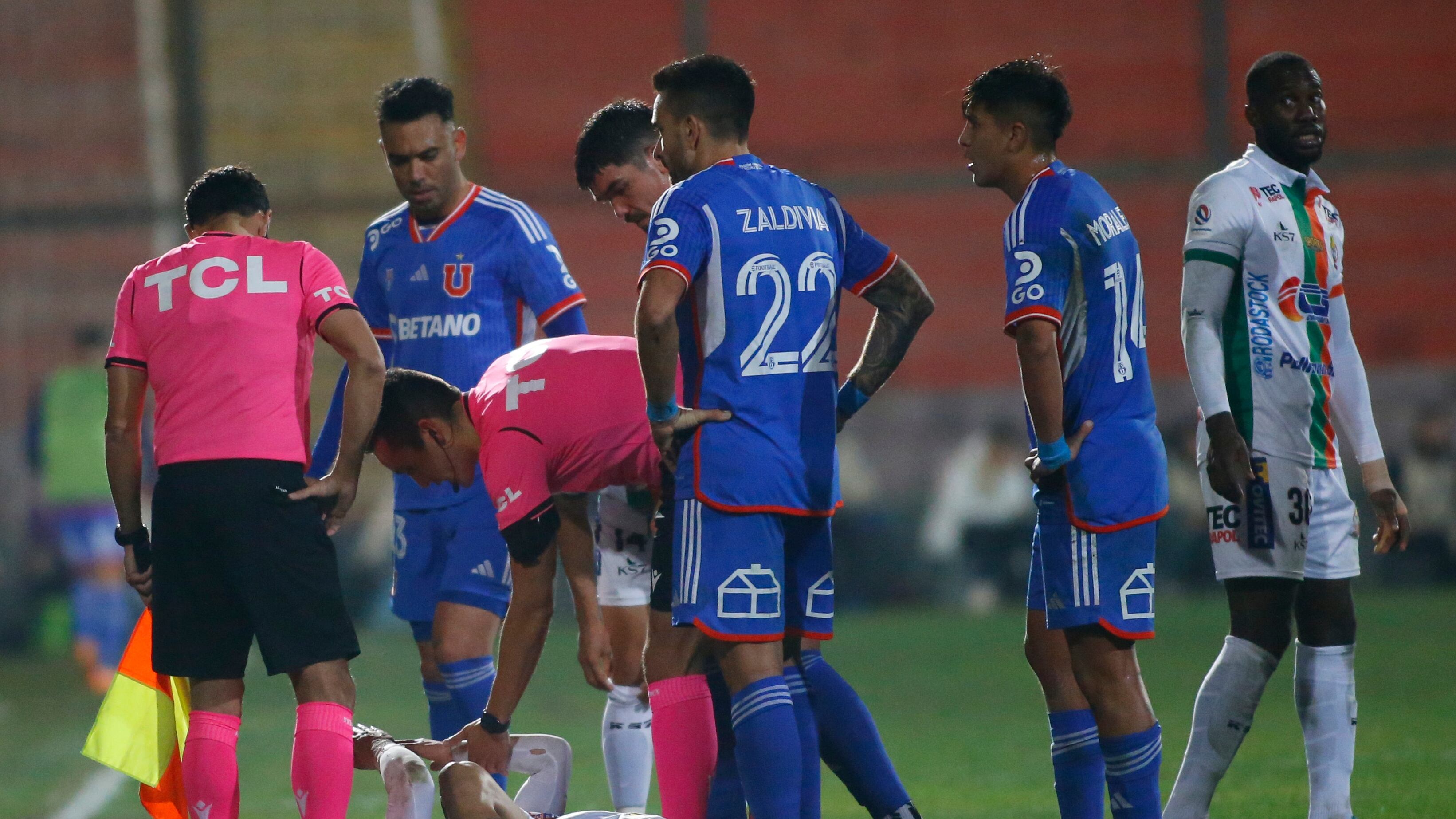 El defensor de Cobresal, Nelson Sepúlveda, aseguró que el jugador de la U, Darío Osorio lo golpeó y le rompió el labio.