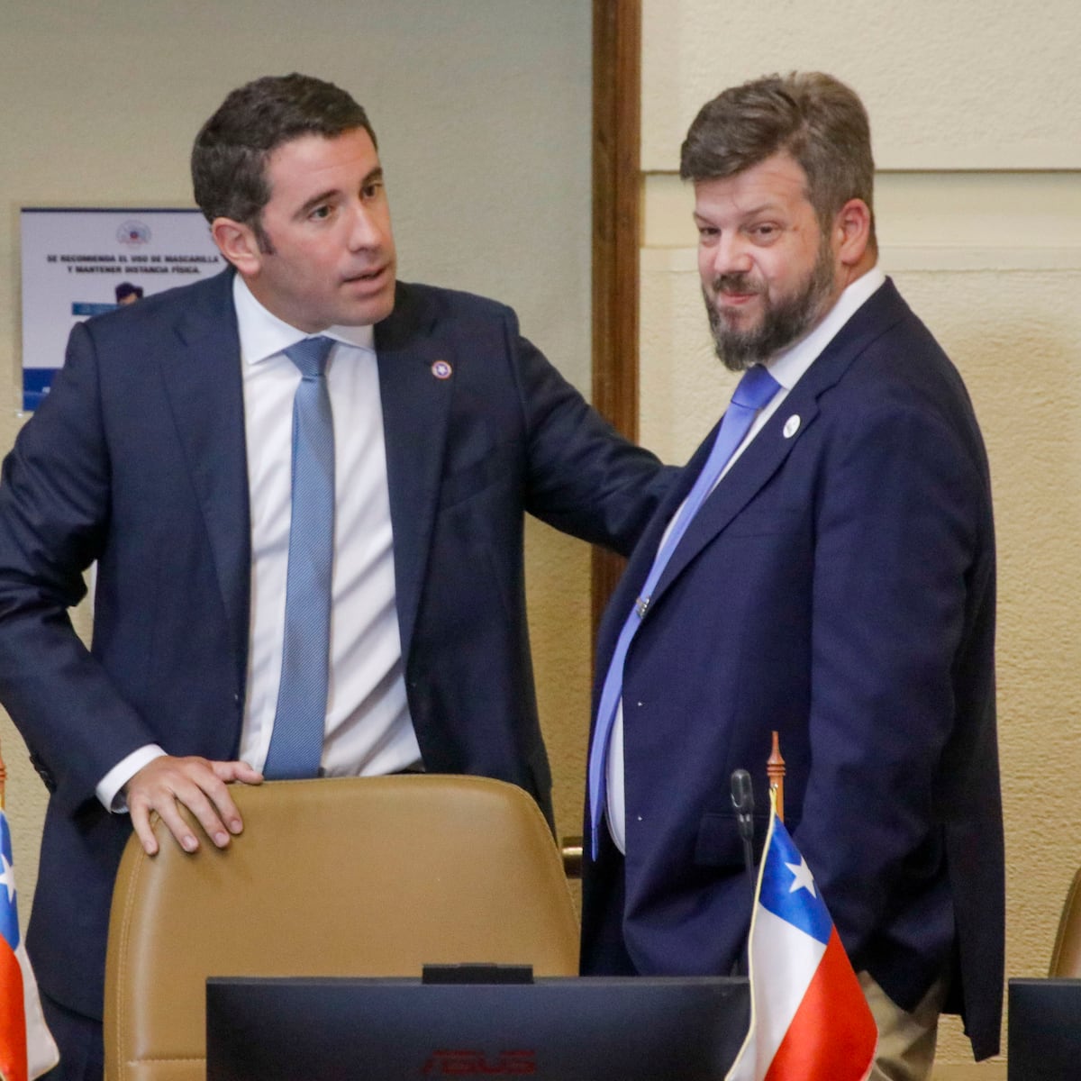 Johannes Kaiser se baja de primarias con Evelyn Matthei Johannes Kaiser se baja de primarias con Evelyn Matthei