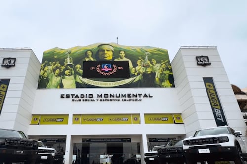 GOPE incauta más de 600 fuegos artificiales en las dependencias del Estadio Monumental previo al aniversario de Colo Colo