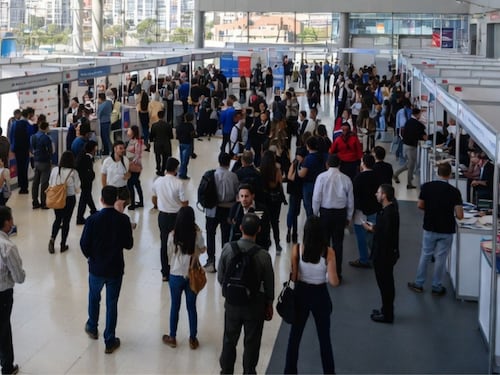 Oportunidad laboral en Santiago: Conoce los detalles de la feria con más de 2.500 ofertas de empleo
