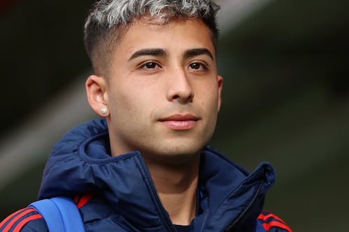 Lucas Assadi escupió a hinchas de la UC: ¿Qué sanción arriesga?