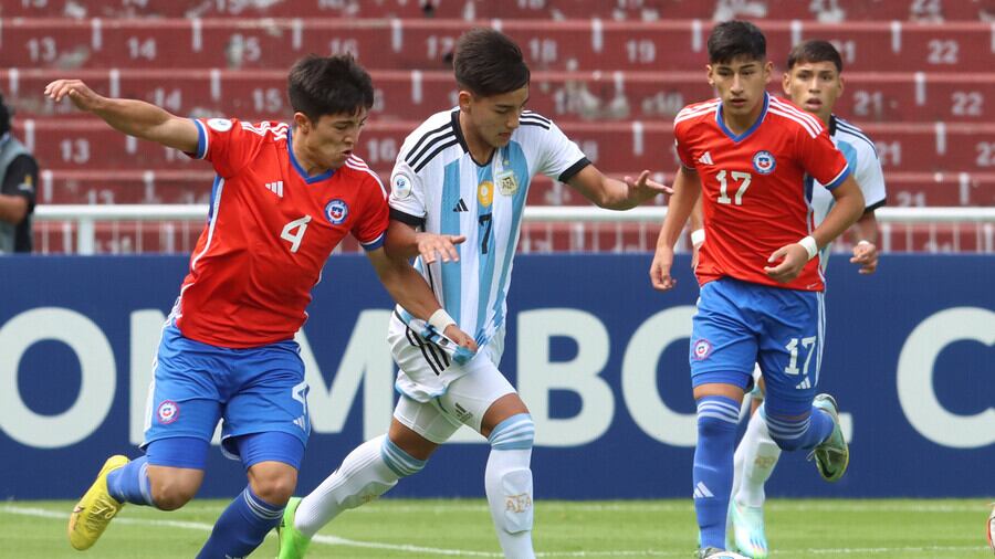 La Rojita no pudo ante Argentina