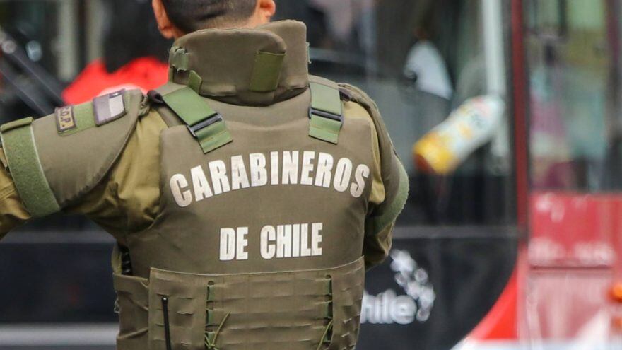 Carabinero es apuñalado tras intervenir en altercado en Cerro Playa Ancha de Valparaíso