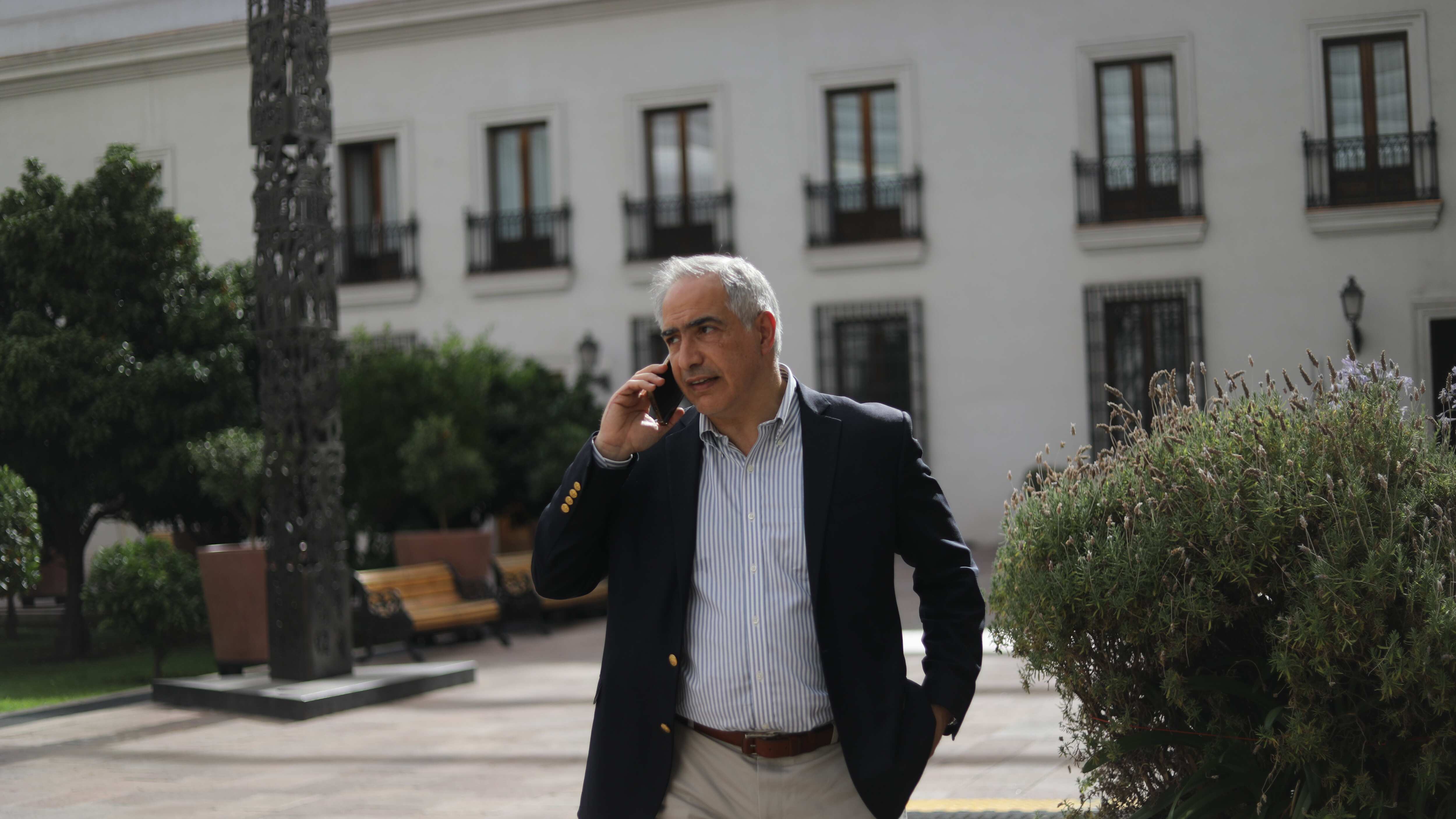 LA MONEDA: 9 de enero del 2024 | 9 de enero de 2024/SANTIAGO
El senador Francisco Chahuan, se refiere al secuestro de Maria Corina Machado, en Venezuela.
FOTO: SEBASTIAN BELTRAN GAETE / AGENCIUNO
