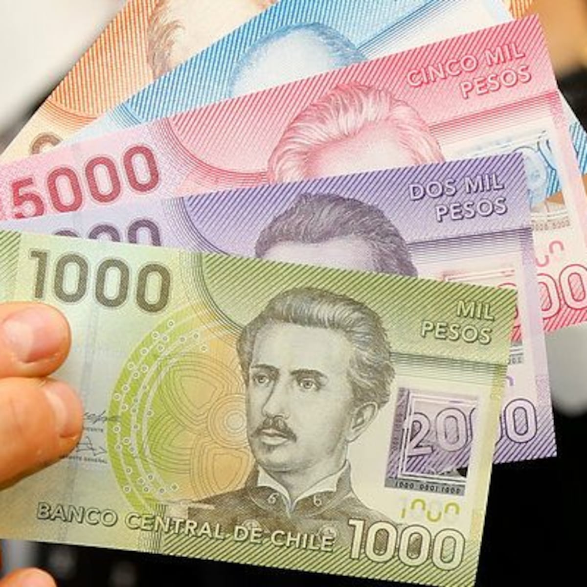 Menos de la mitad de trabajadores esperan aguinaldo en Fiestas Patrias Menos de la mitad de trabajadores esperan aguinaldo en Fiestas Patrias