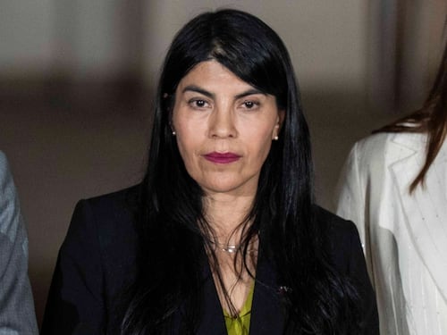 “Me imagino que hoy se arrepienten de esos hechos”: ministra Lincolao dijo que se siente “triste” por estudiantes detenidos por la agresión que sufrió