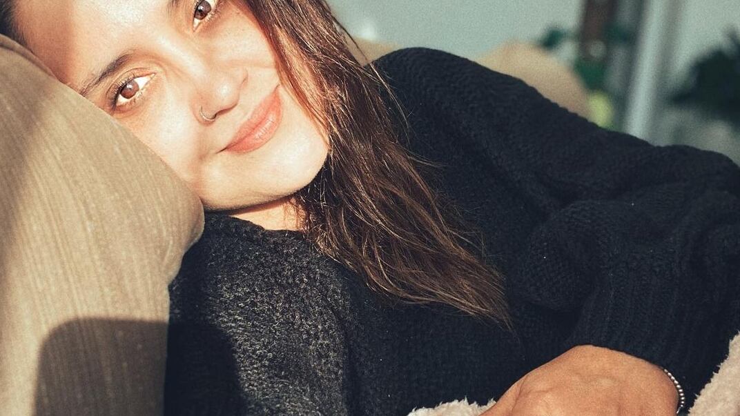 La standupera pasó las fiestas navideñas en el hospital debido al infarto que sufrió su madre.