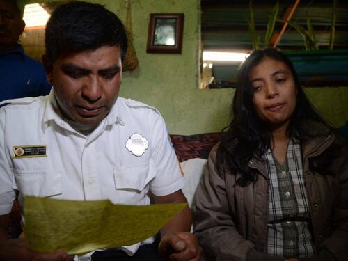 La desgarradora carta que dejó a su familia bombero desaparecido tras erupción de volcán de Fuego en Guatemala