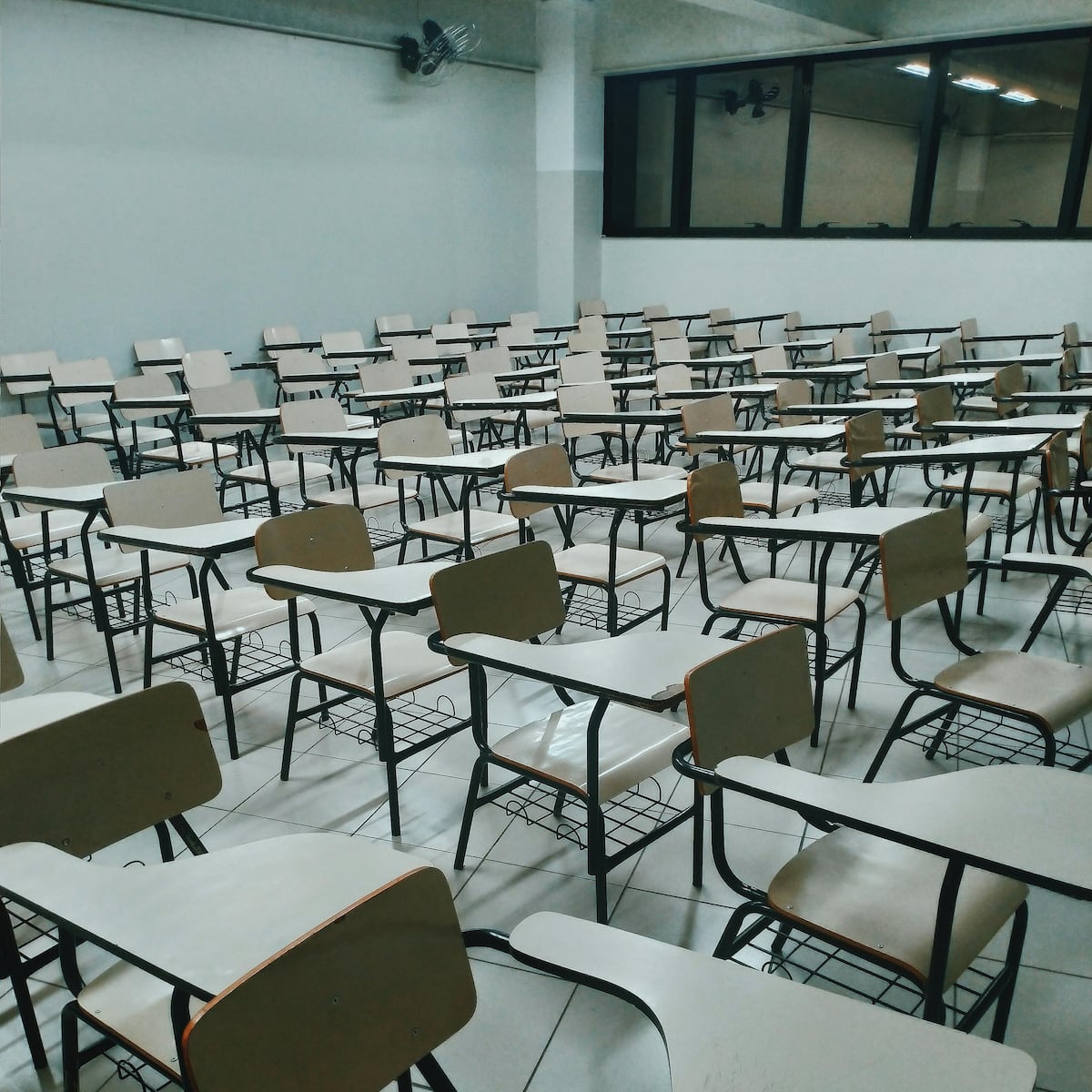 Suspensión de clases en Cerrillos por incendio y nube tóxica Suspensión de clases en Cerrillos por incendio y nube tóxica