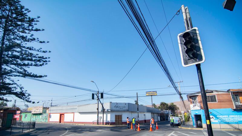 Reportan corte del suministro eléctrico en diversas regiones del país: 63 mil clientes afectados a nivel nacional