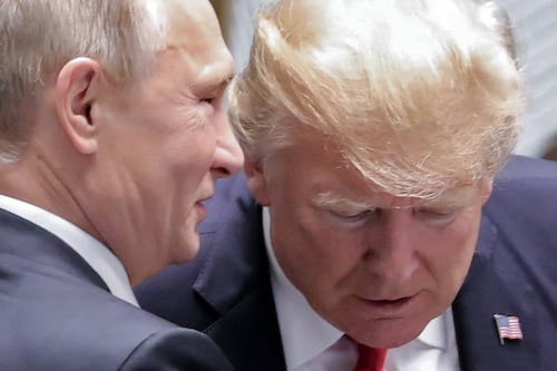 Trump le cree a Putin: “Me dijo que de ninguna manera se había entrometido en nuestras elecciones”