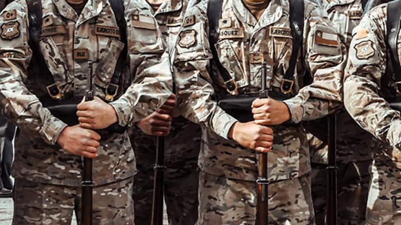 El Ejército de Chile inició la investigación a cerca de 500 de sus funcionarios por informe de Contraloría por viajes al extranjero con licencias médicas.