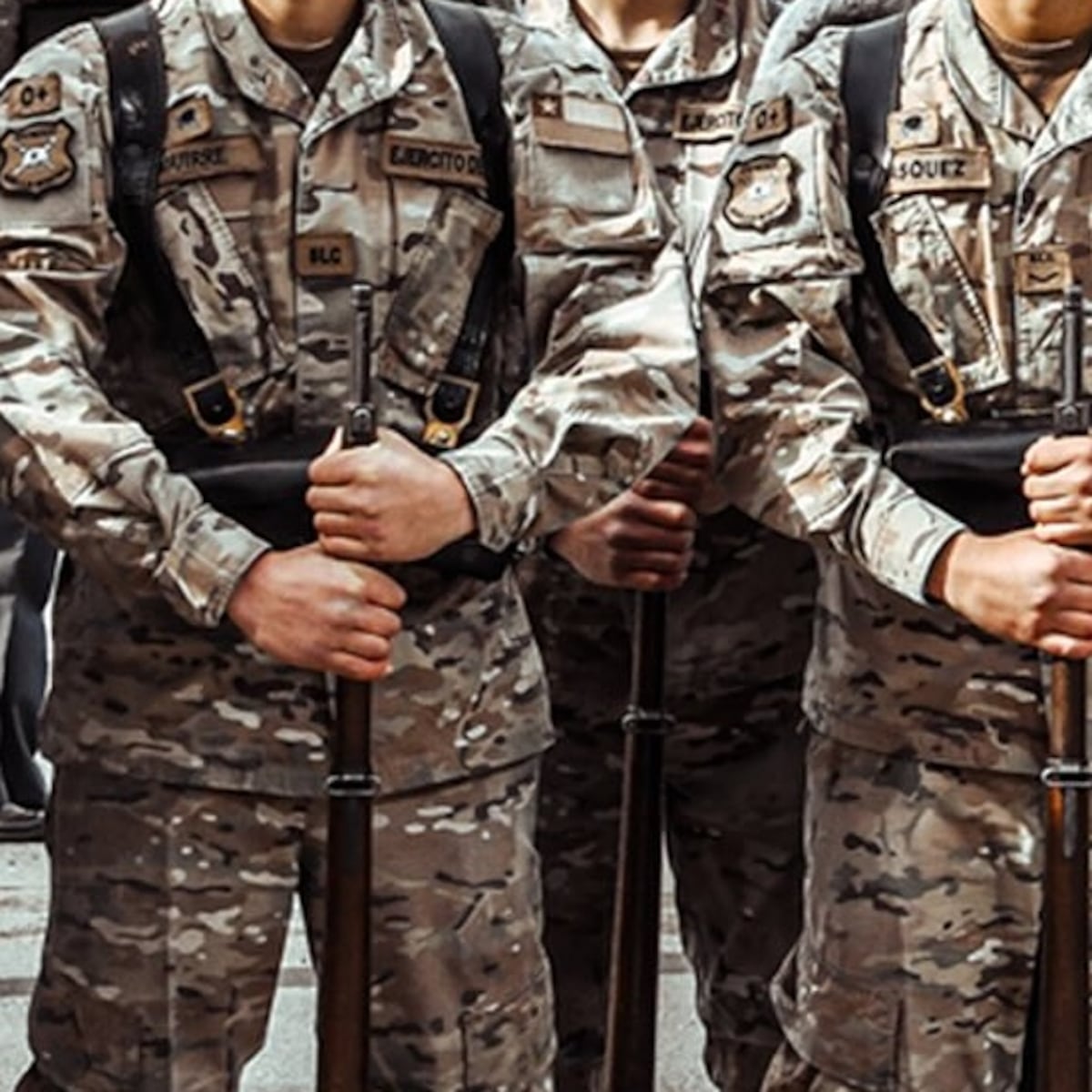 Ejército de Chile inicia sumarios para 487 funcionarios por viajes al extranjero Ejército de Chile inicia sumarios para 487 funcionarios por viajes al extranjero