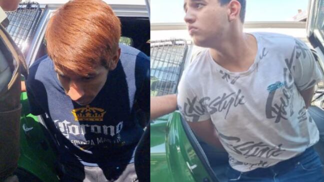 Carabineros reveló la nueva apariencia de Luis Lugo, el venezolano que fue detenido esta mañana como el principal sospechoso de asesinar al suboficial Daniel Palma, el pasado miércoles en Santiago Centro. El delincuente, que se encontraba prófugo de la justicia, se había teñido el pelo y estaba notablemente más delgado que en las fotos difundidas para su captura.
El pasado viernes, Luis Alberto Lugo Machado y Carlos Alexander Cortez Flores fueron buscados como “sujetos de interés” por el crimen del suboficial mayor, sin embargo, luego que la búsqueda no diera resultados los sujetos pasaron a ser prófugos de la justicia.
Junto a Lugo, se reveló la imagen de Ovimarlixion Garcés, quien también fue capturado por el OS9, el día domingo, en una casa de la comuna de Quinta Normal. Este sujeto tenía orden de expulsión del año 2020 y había cambiado su nombre, por Arlixon.
De este último, aparecieron huellas digitales en los vehículos involucrados en el fatal crimen, del uniformado, quien recibió disparos en la cara, muriendo horas más tarde en la Posta Central.
Ambos sujetos fueron detenidos en el cité ubicado en Nueva Imperial 4975, comuna de Quinta Normal, pero en distintos horarios.