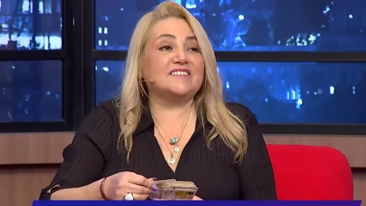 La tarotista aseguró que el año pasado también predijo la muerte de un reconocido político chileno para este 2024.