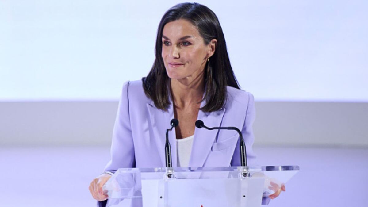 La piel glow y el iluminador de Letizia: Novedades en su maquillaje para lucir un rostro natural